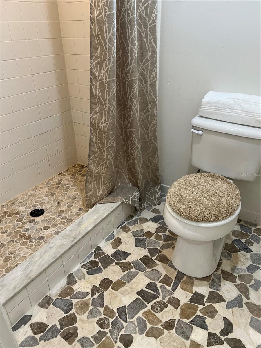 RIDGE MANOR FIRST ADD - Residential