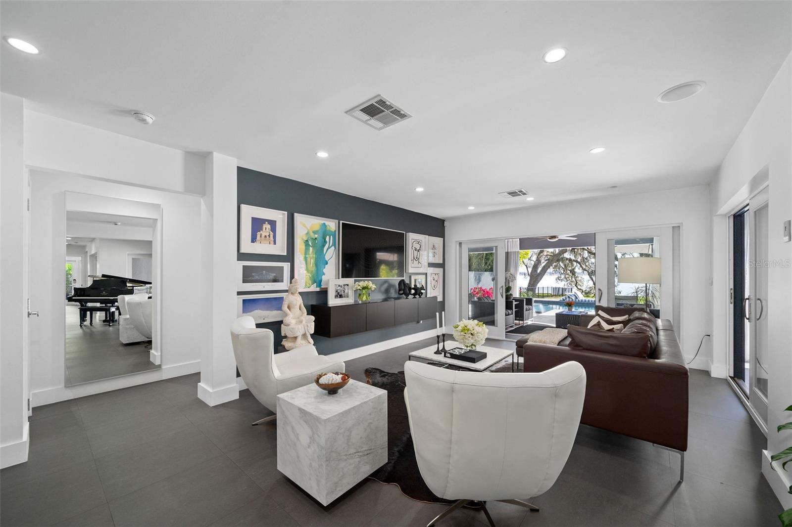 C H HOFFNERS SUB - Residential