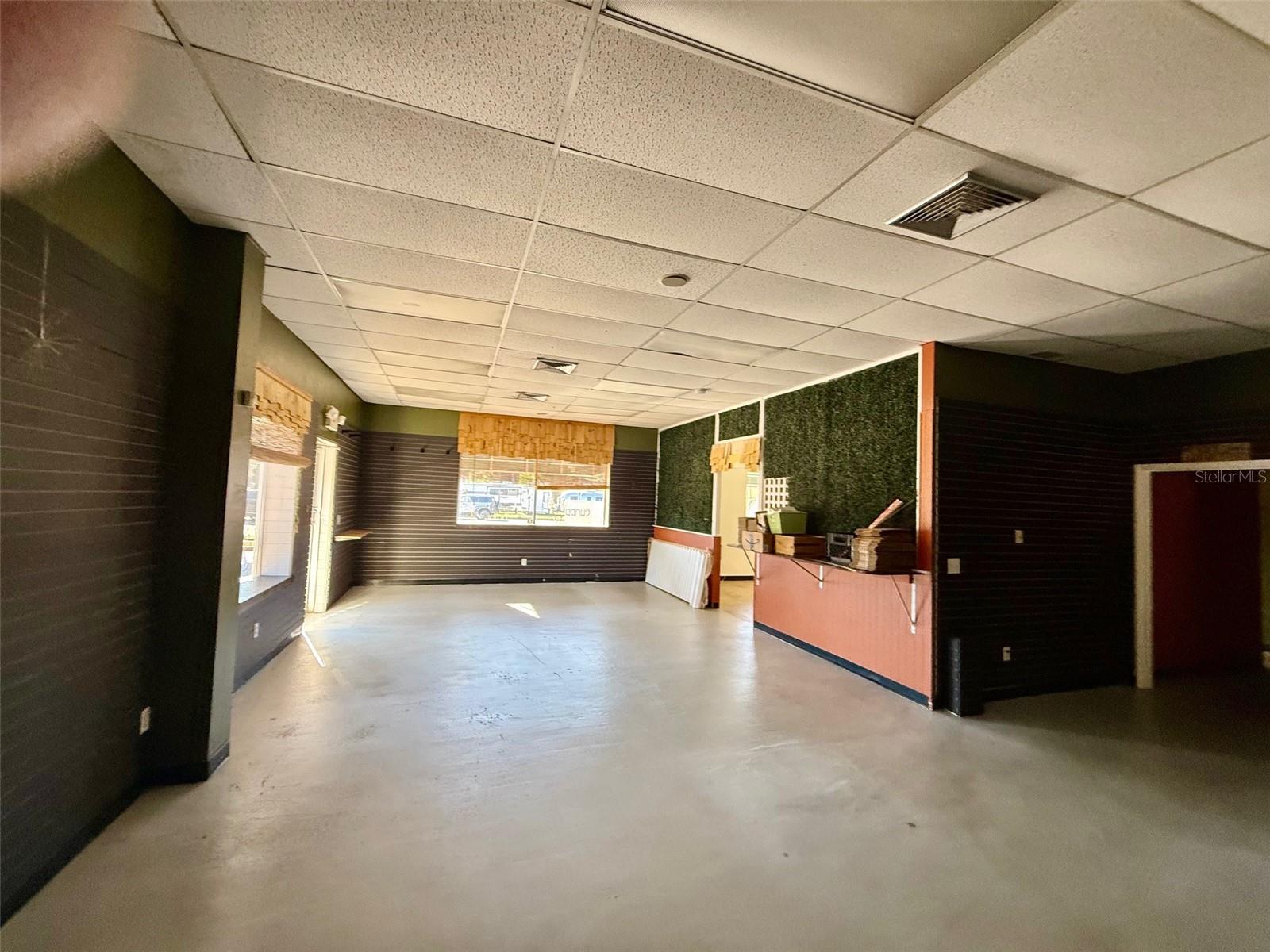 ANDERSONS NEW SMYRNA - Commercial Sale