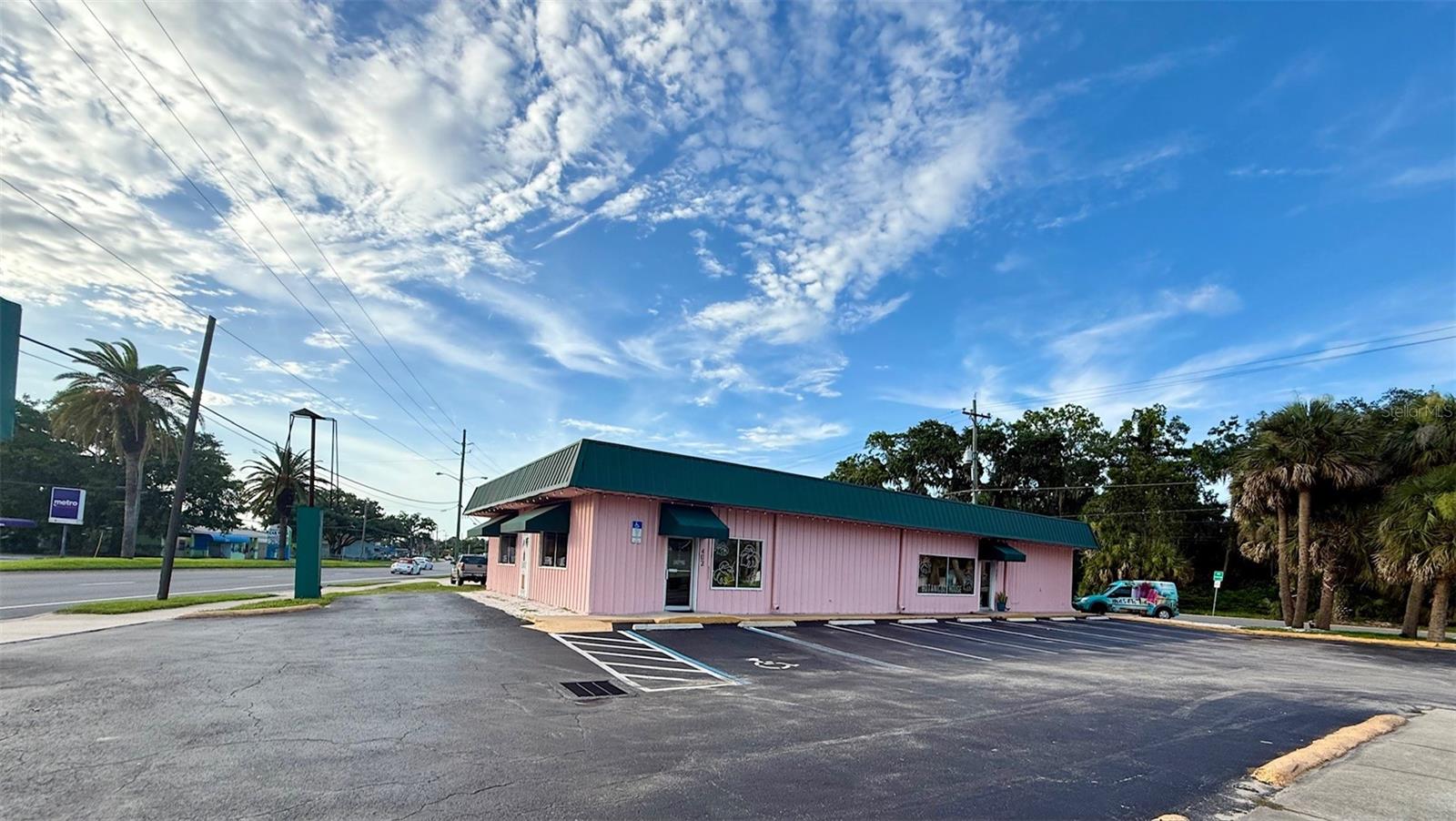 ANDERSONS NEW SMYRNA - Commercial Sale