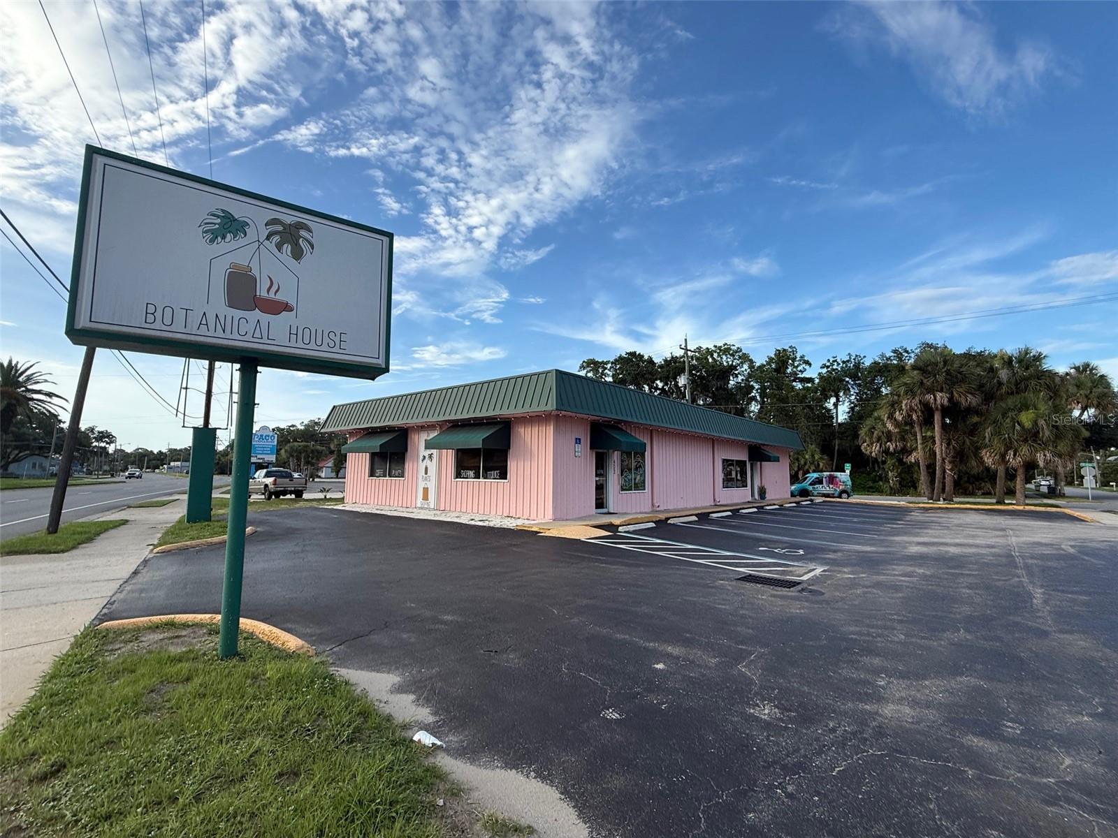 ANDERSONS NEW SMYRNA - Commercial Sale