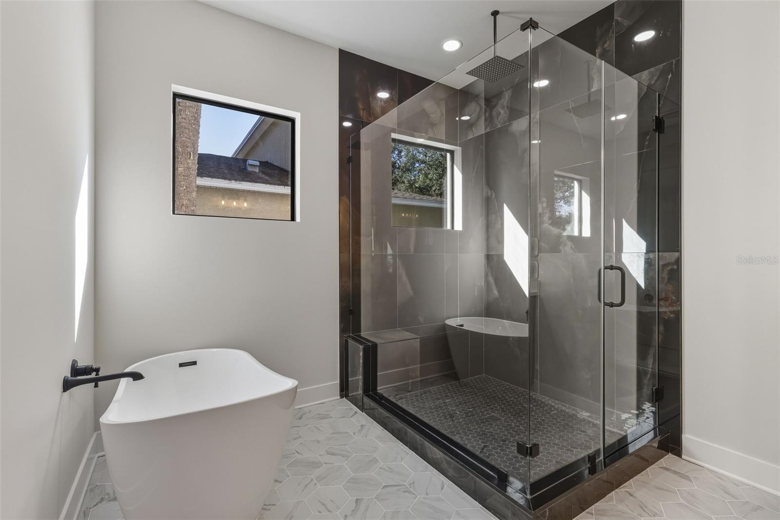 MAC DILL HEIGHTS - Residential