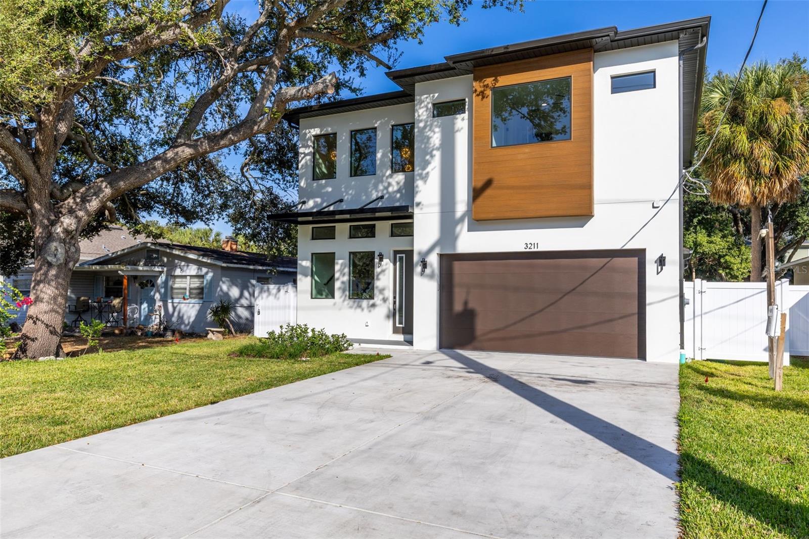 MAC DILL HEIGHTS - Residential