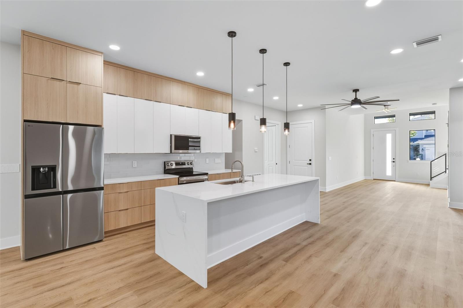 MAC DILL HEIGHTS - Residential