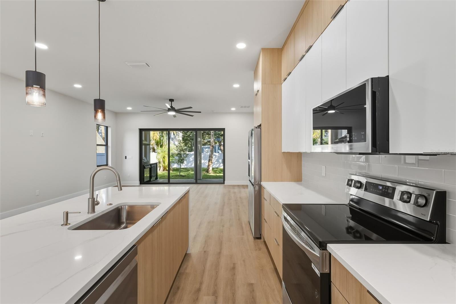 MAC DILL HEIGHTS - Residential