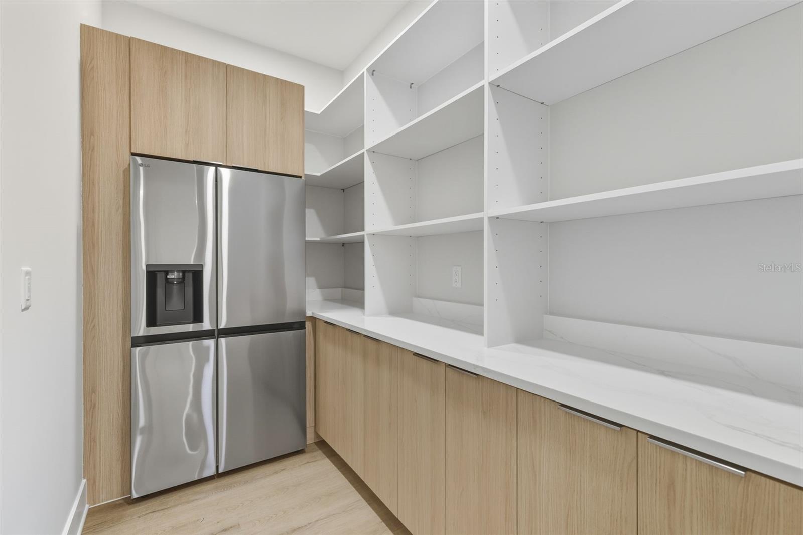 MAC DILL HEIGHTS - Residential