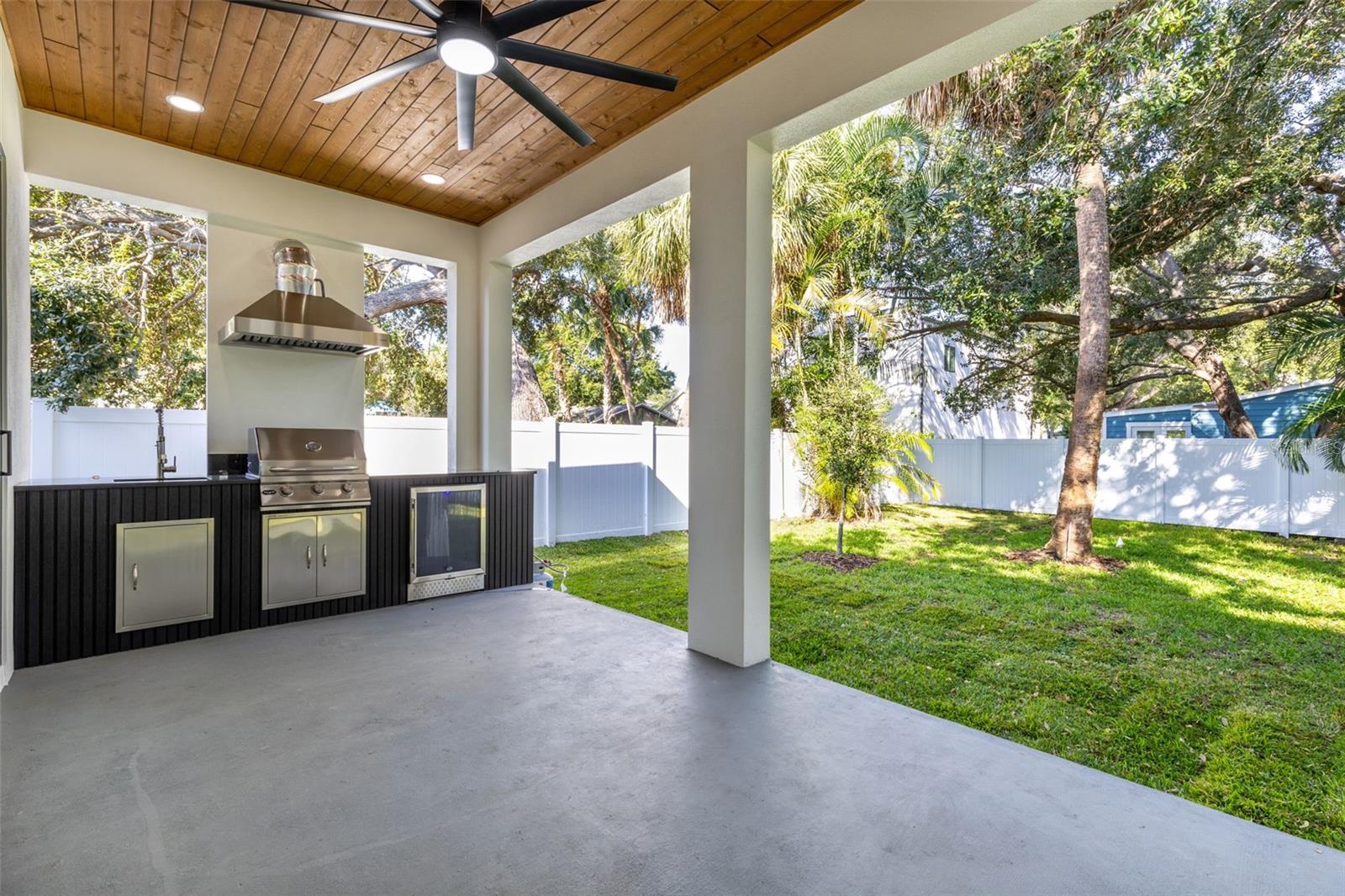 MAC DILL HEIGHTS - Residential