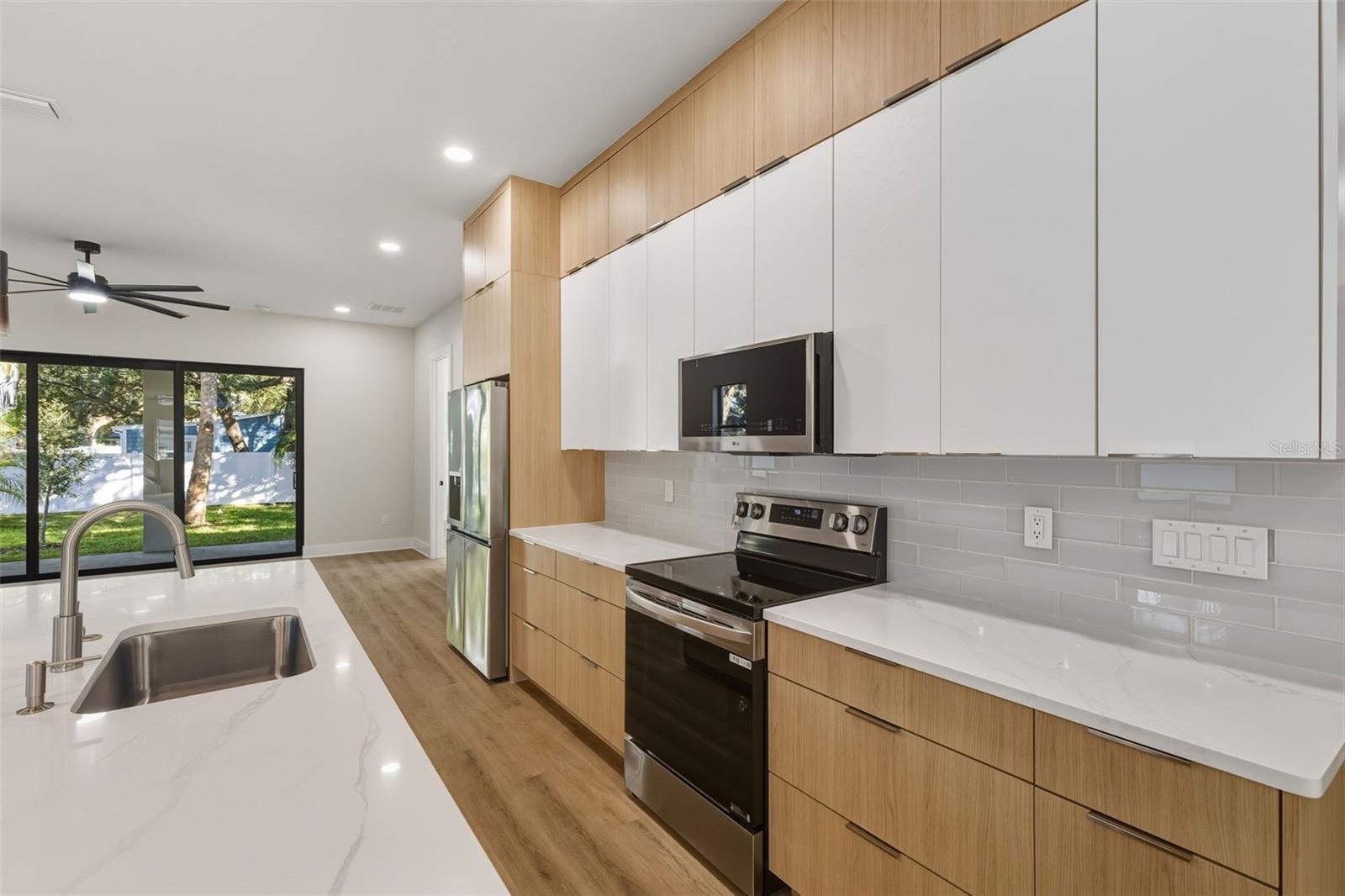 MAC DILL HEIGHTS - Residential