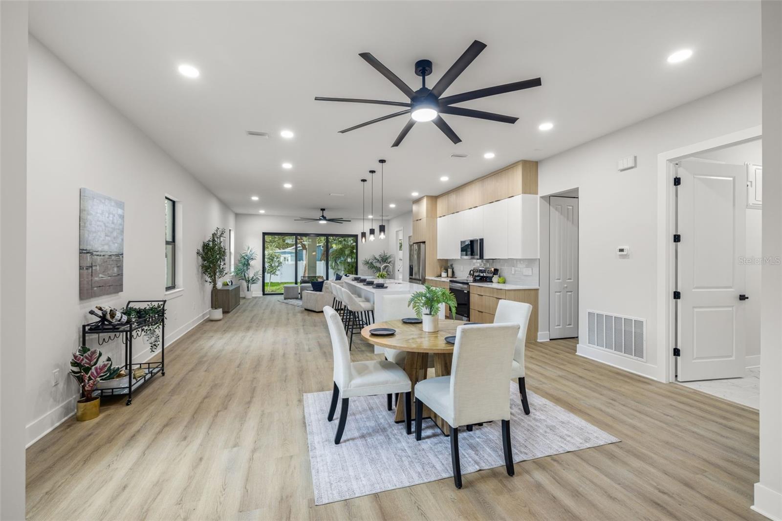 3211 W BALLAST POINT BOULEVARD