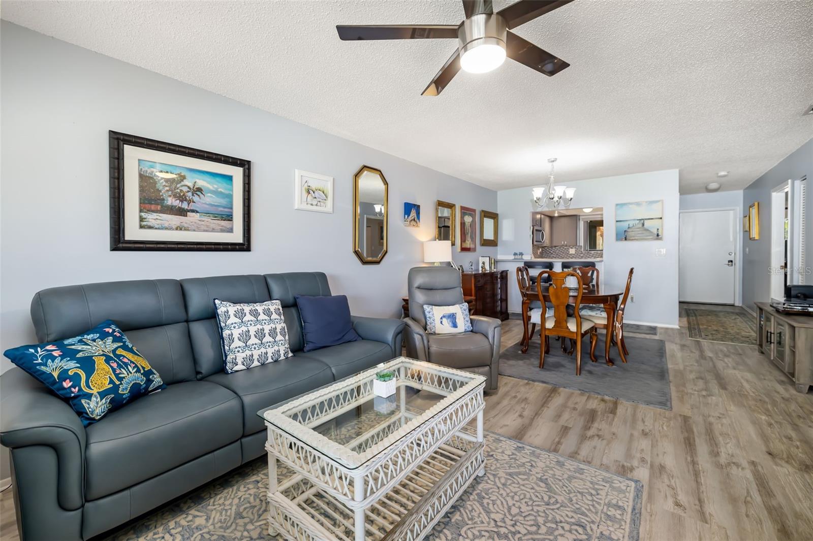 VALENCIA GARDEN II - Residential