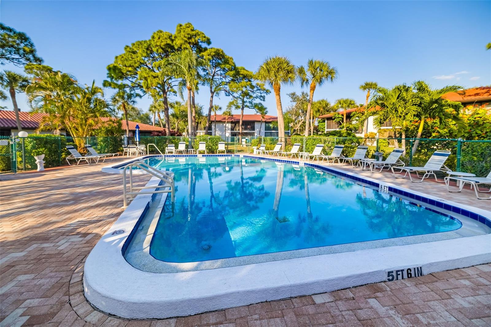 VALENCIA GARDEN II - Residential