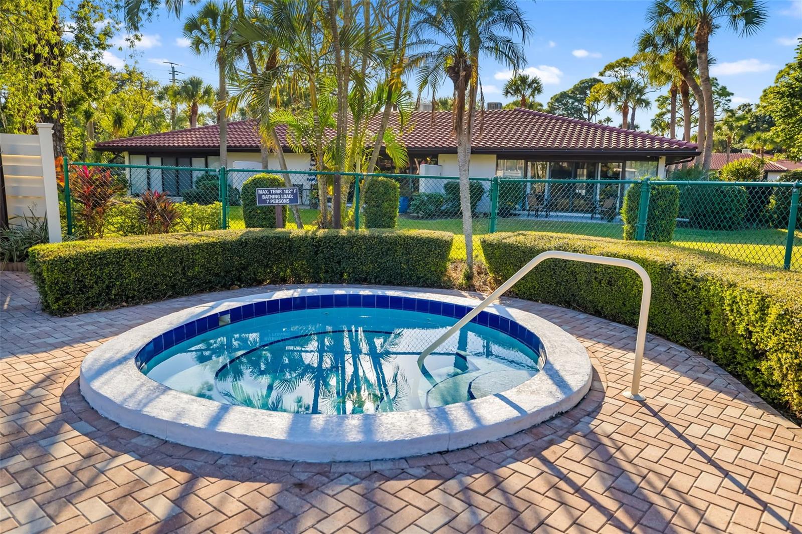 VALENCIA GARDEN II - Residential