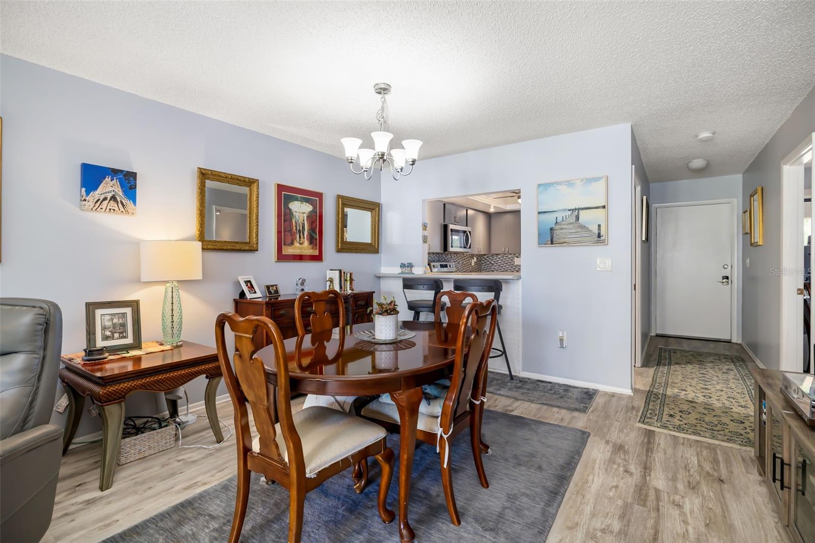 VALENCIA GARDEN II - Residential