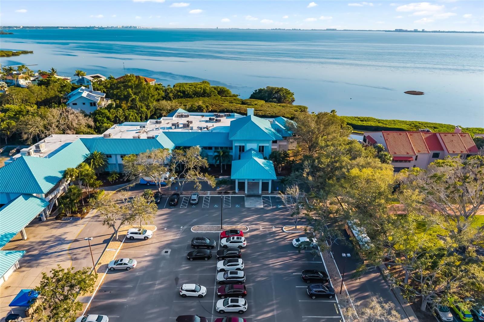 VALENCIA GARDEN II - Residential