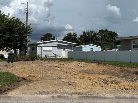 4722 WINGED FOOT AVENUE SARASOTA FL 34234