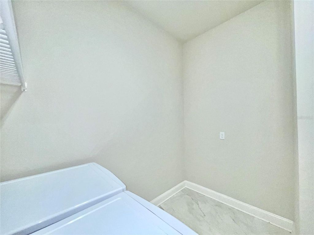 listing image 38