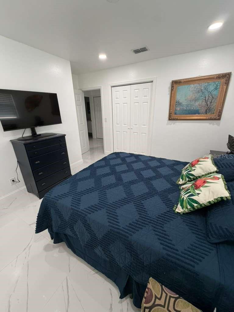 TAMPAS NORTH SIDE CNTRY CL - Residential