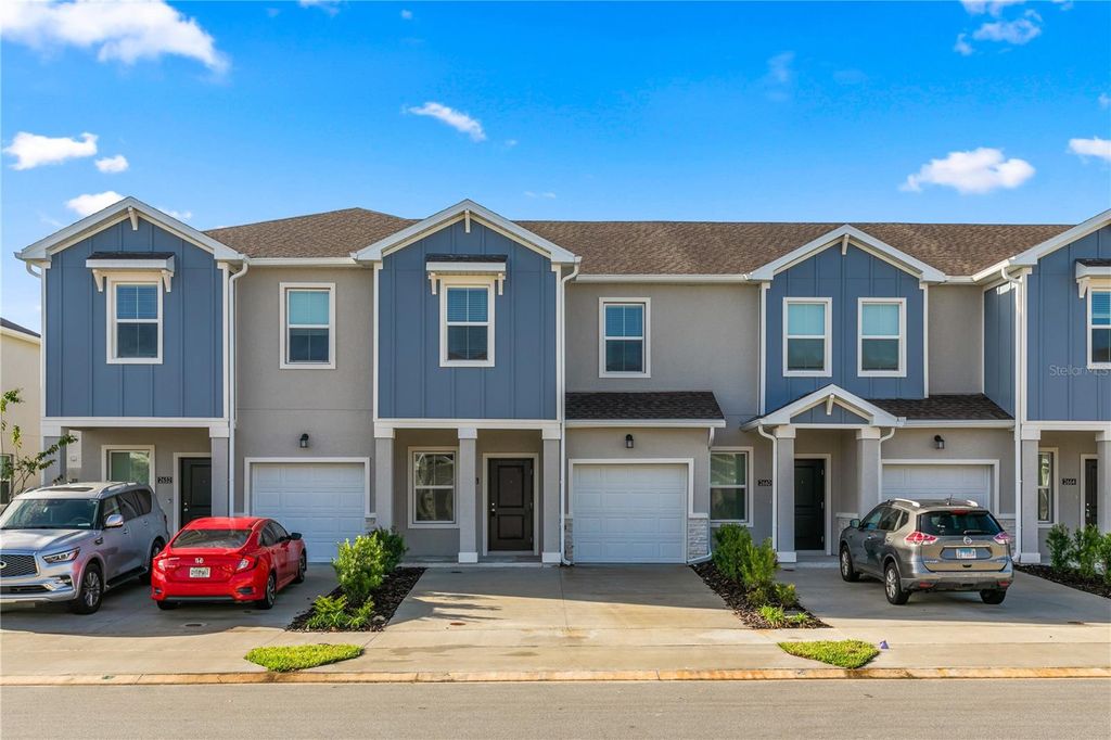 Photo of 2656 Skyline Loop, Kissimmee, FL 34758 (MLS # O6350261)