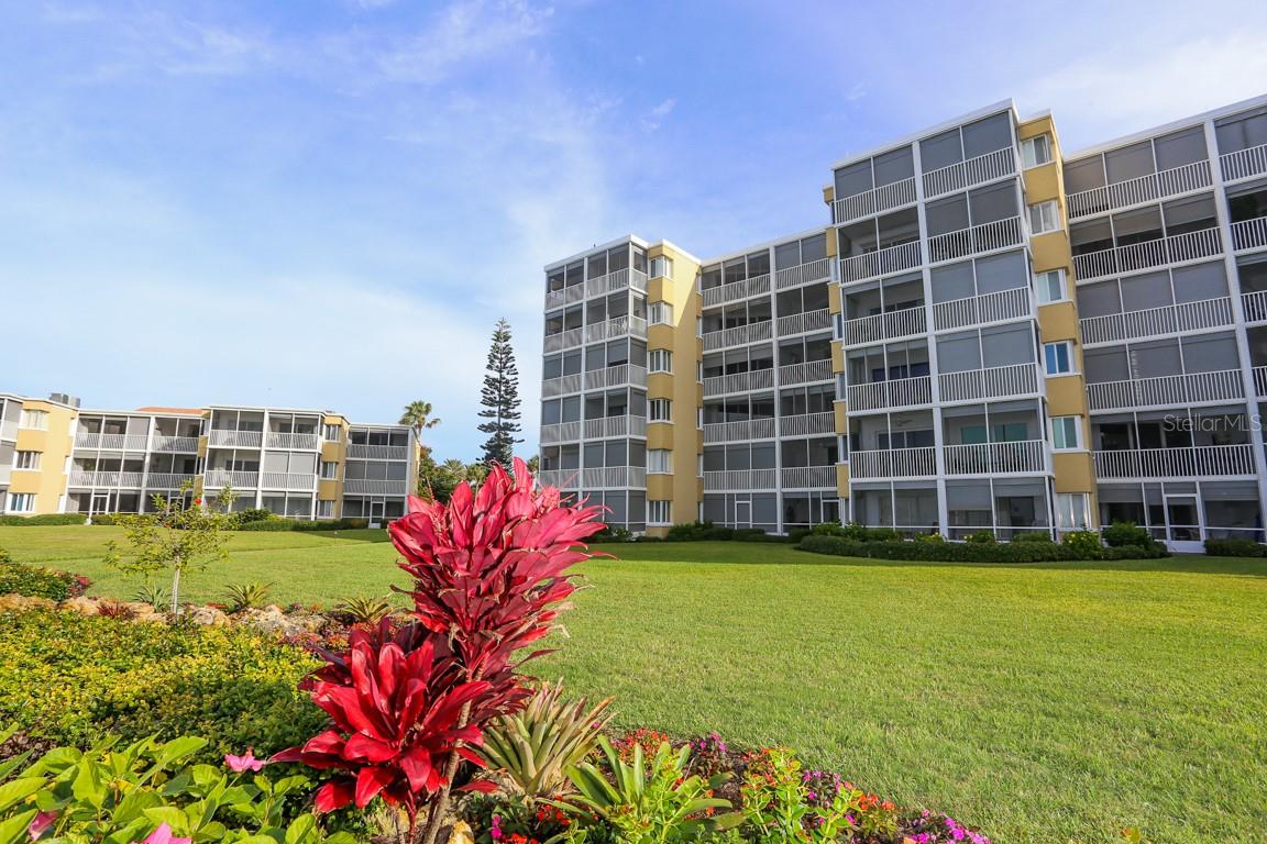 THE WESTCHESTER - Residential Lease