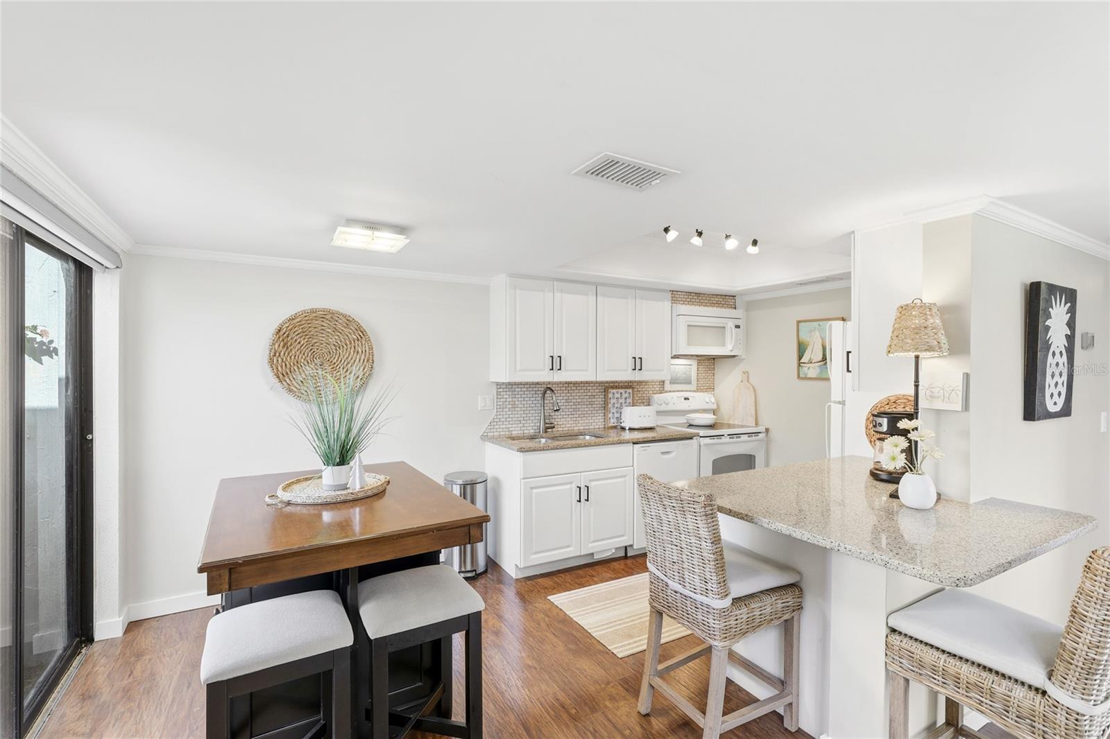 EL CONQUISTADOR VILLAGE 1 SEC 2 - Residential