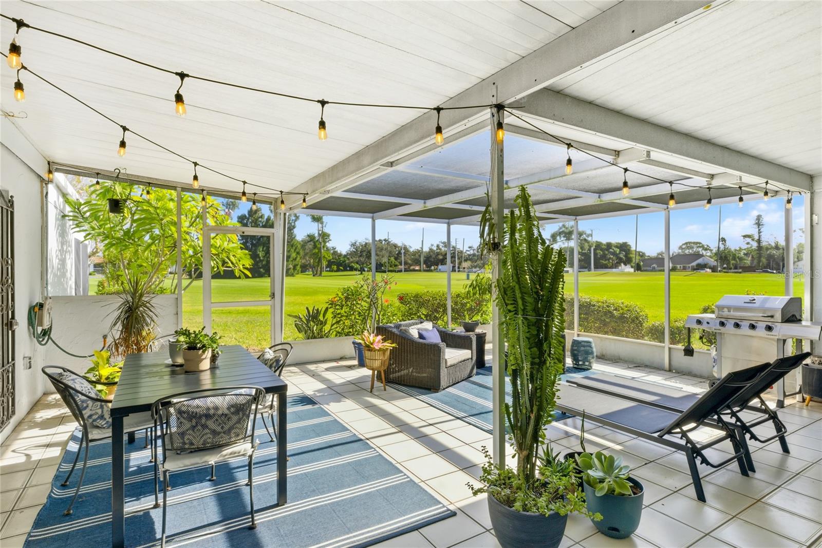 EL CONQUISTADOR VILLAGE 1 SEC 2 - Residential