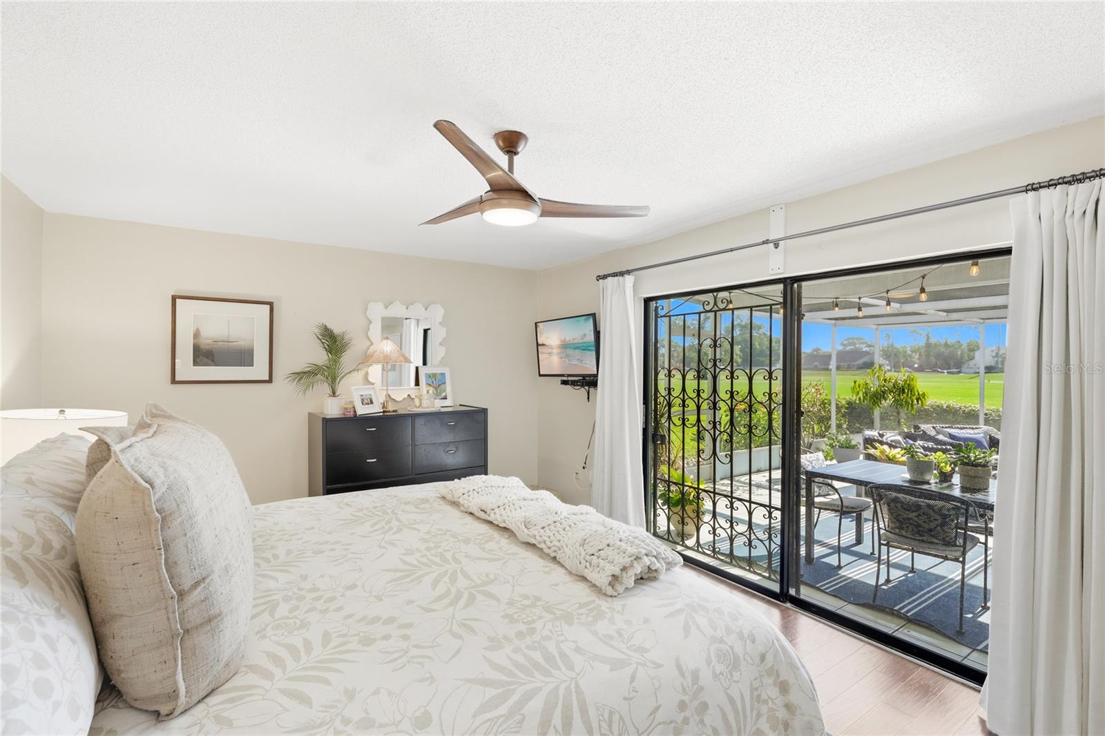 EL CONQUISTADOR VILLAGE 1 SEC 2 - Residential