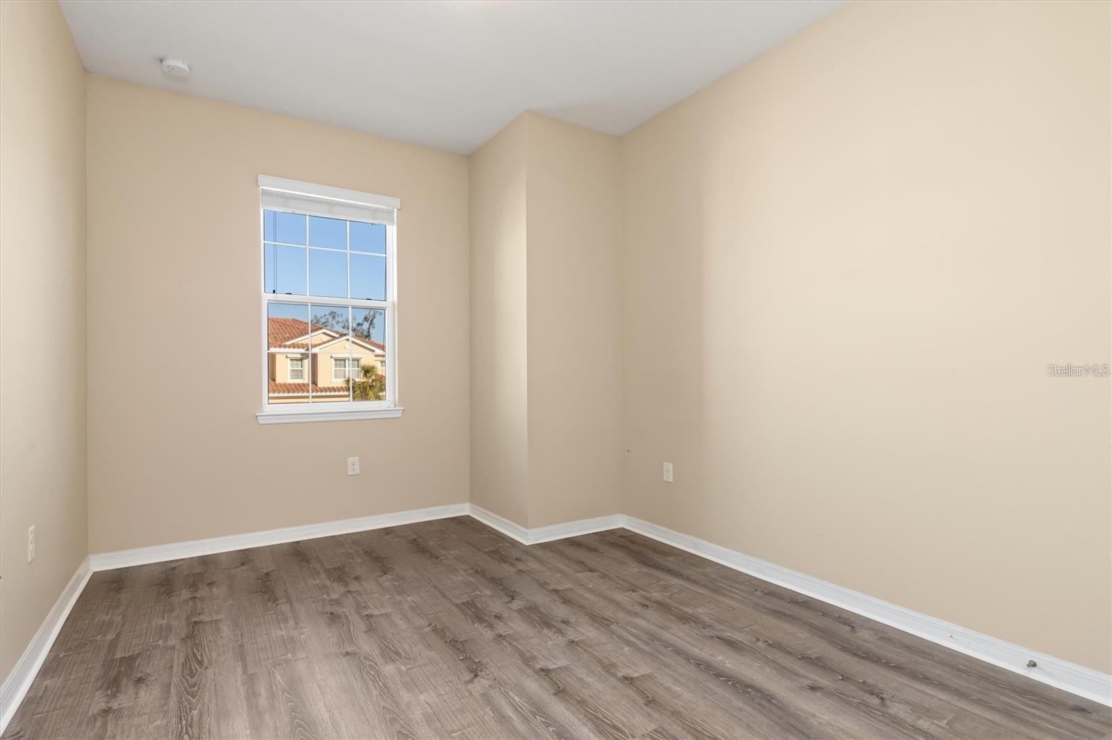 SOLEIL PH 41 - Residential Lease