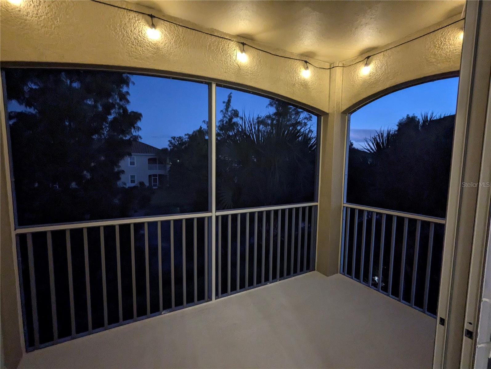 SOLEIL PH 41 - Residential Lease
