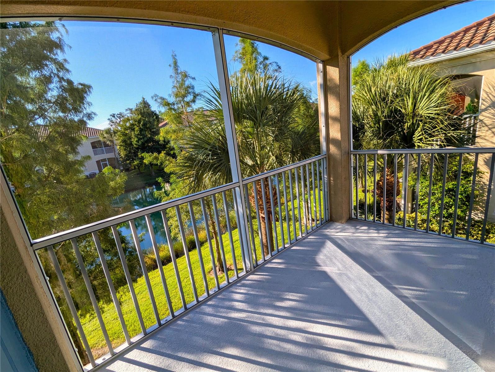 SOLEIL PH 41 - Residential Lease