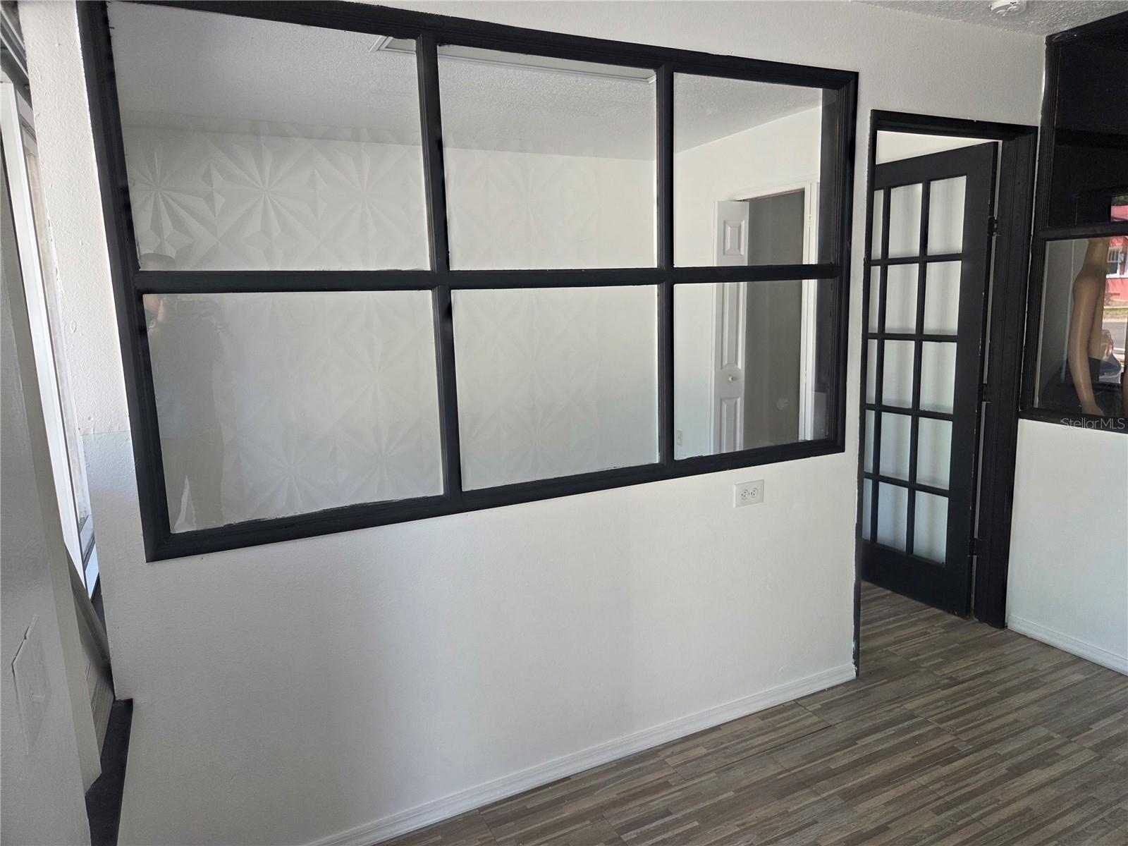 820 N MAIN STREET