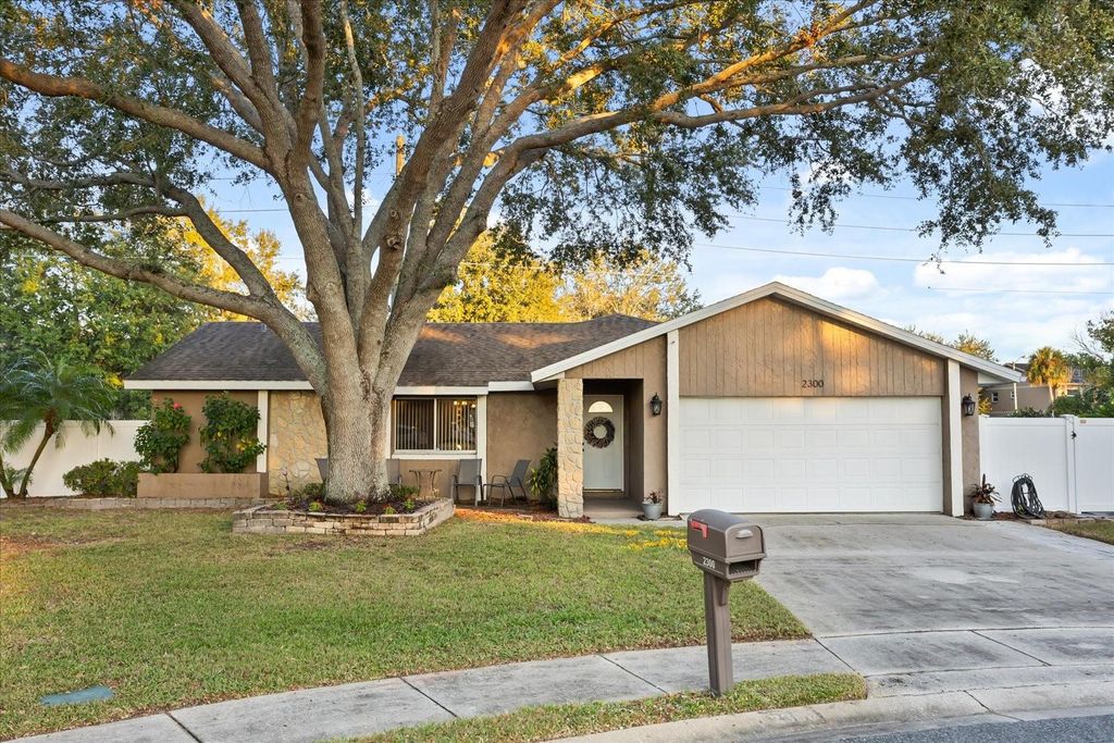 Photo of 2300 Stepping Stone Court, Orlando, FL 32837 (MLS # O6373576)