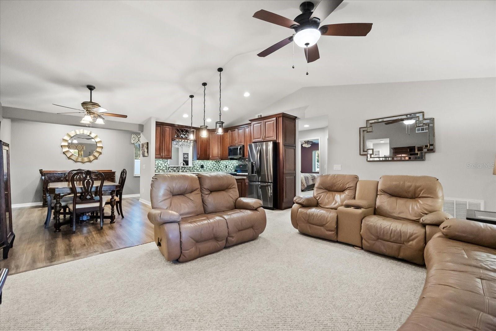 ORANGEWOOD VILLAGE 09 - Residential