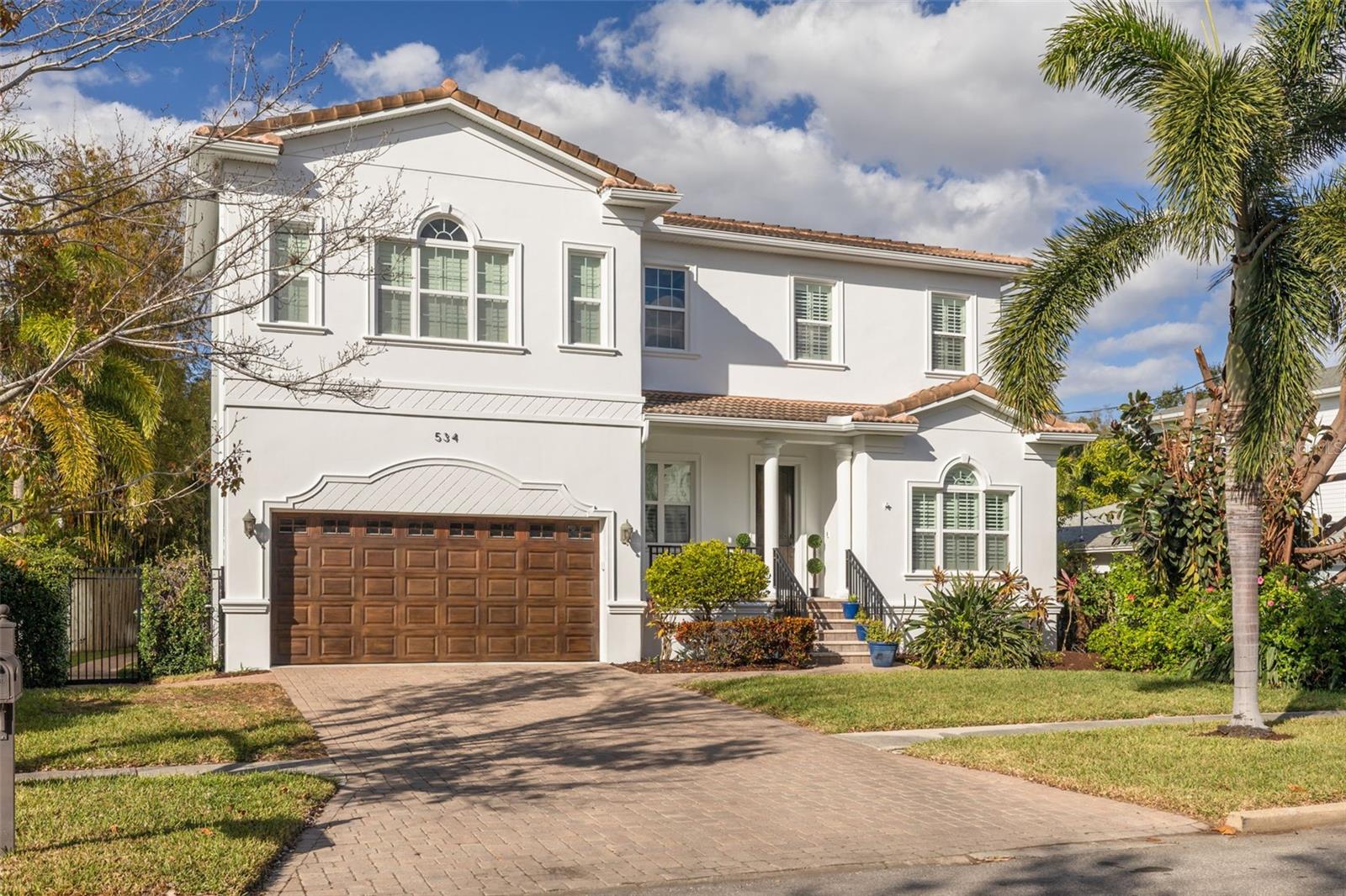534 SUWANEE CIRCLE