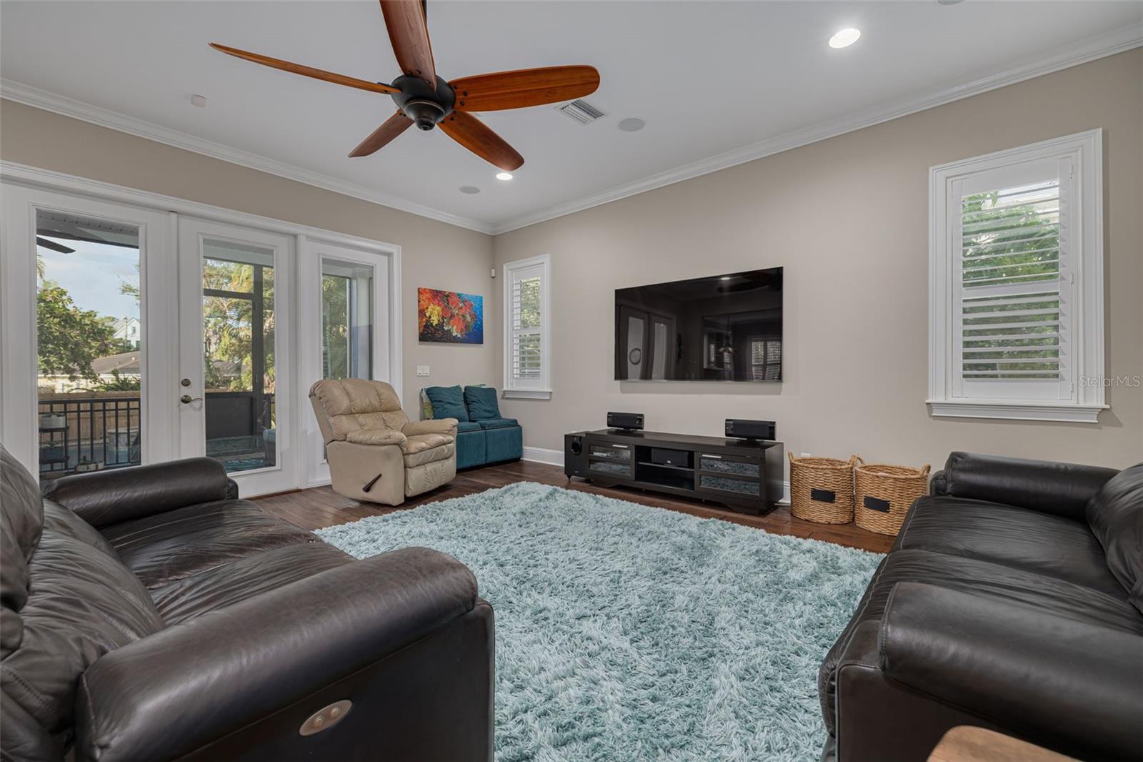 534 SUWANEE CIRCLE