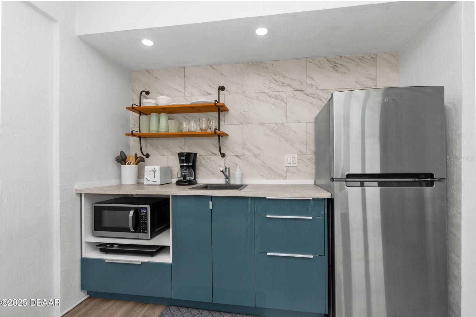 DAYTONA INN BEACH RESIDENCE - Residential