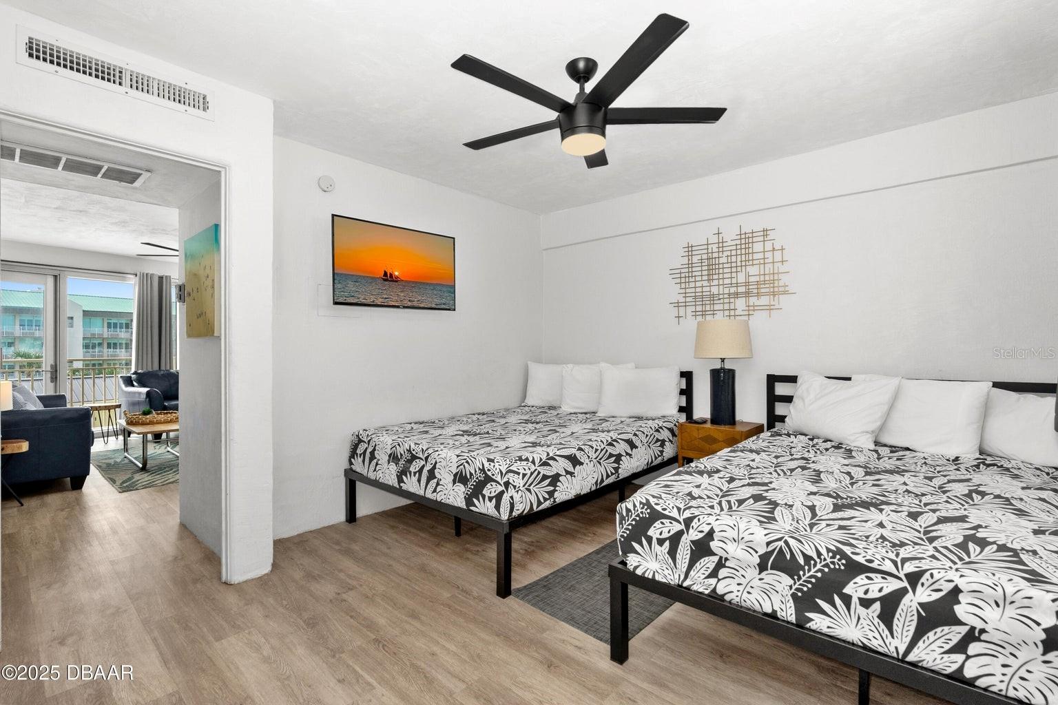 DAYTONA INN BEACH RESIDENCE - Residential