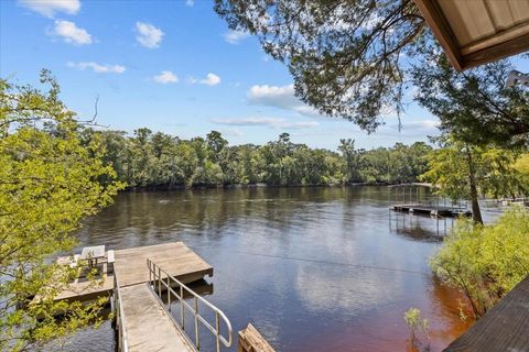 Photo of 9859 NW 38th Terrace, Branford, FL 32008 (MLS # GC540242)