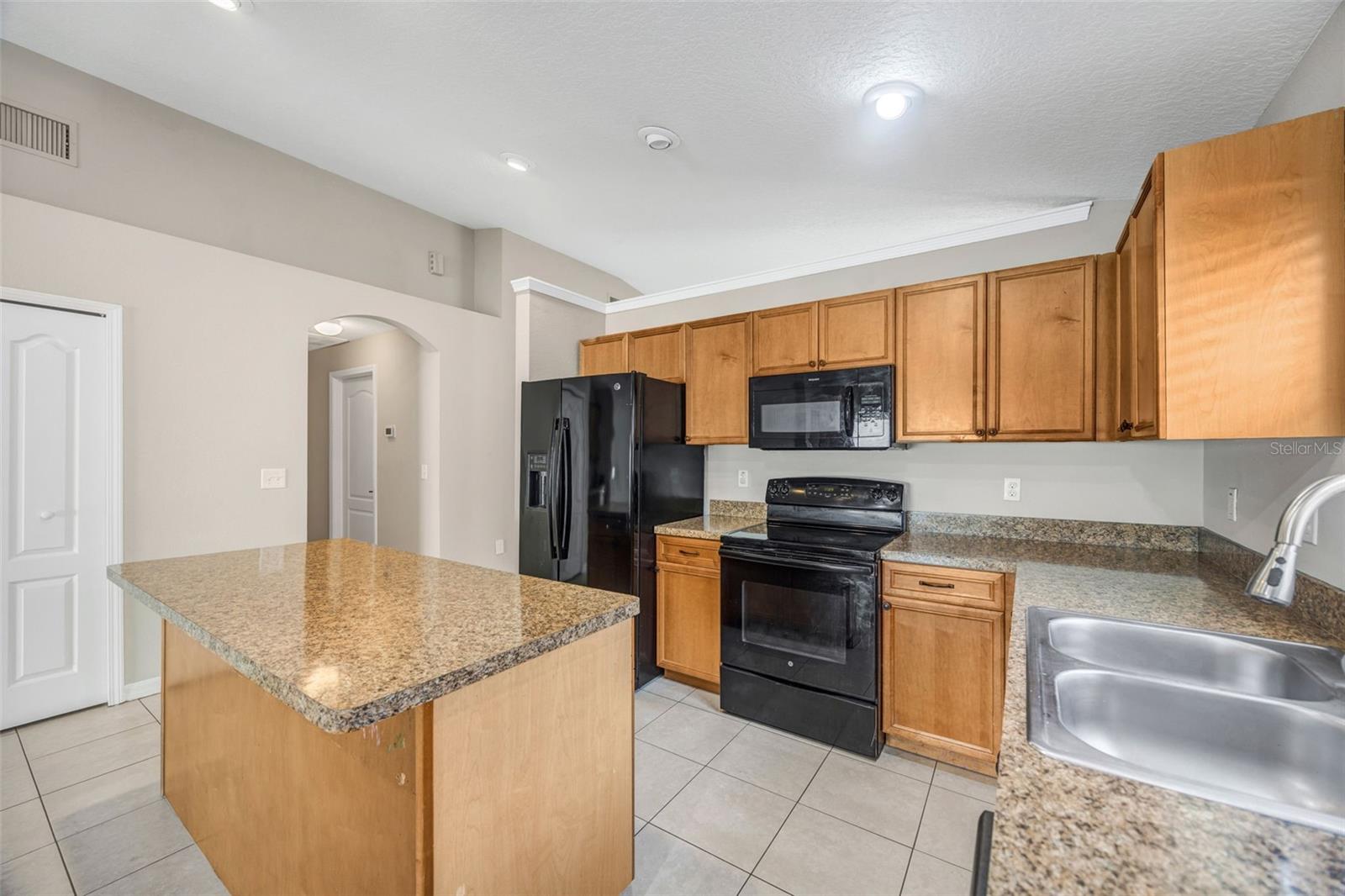 HAMPTON HILLS SOUTH PH 02 - Residential