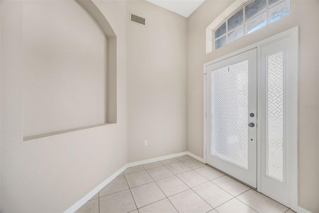 Photo of 3841 Hampton Hills Dr, Lakeland, FL 33810 (MLS # TB8457822)