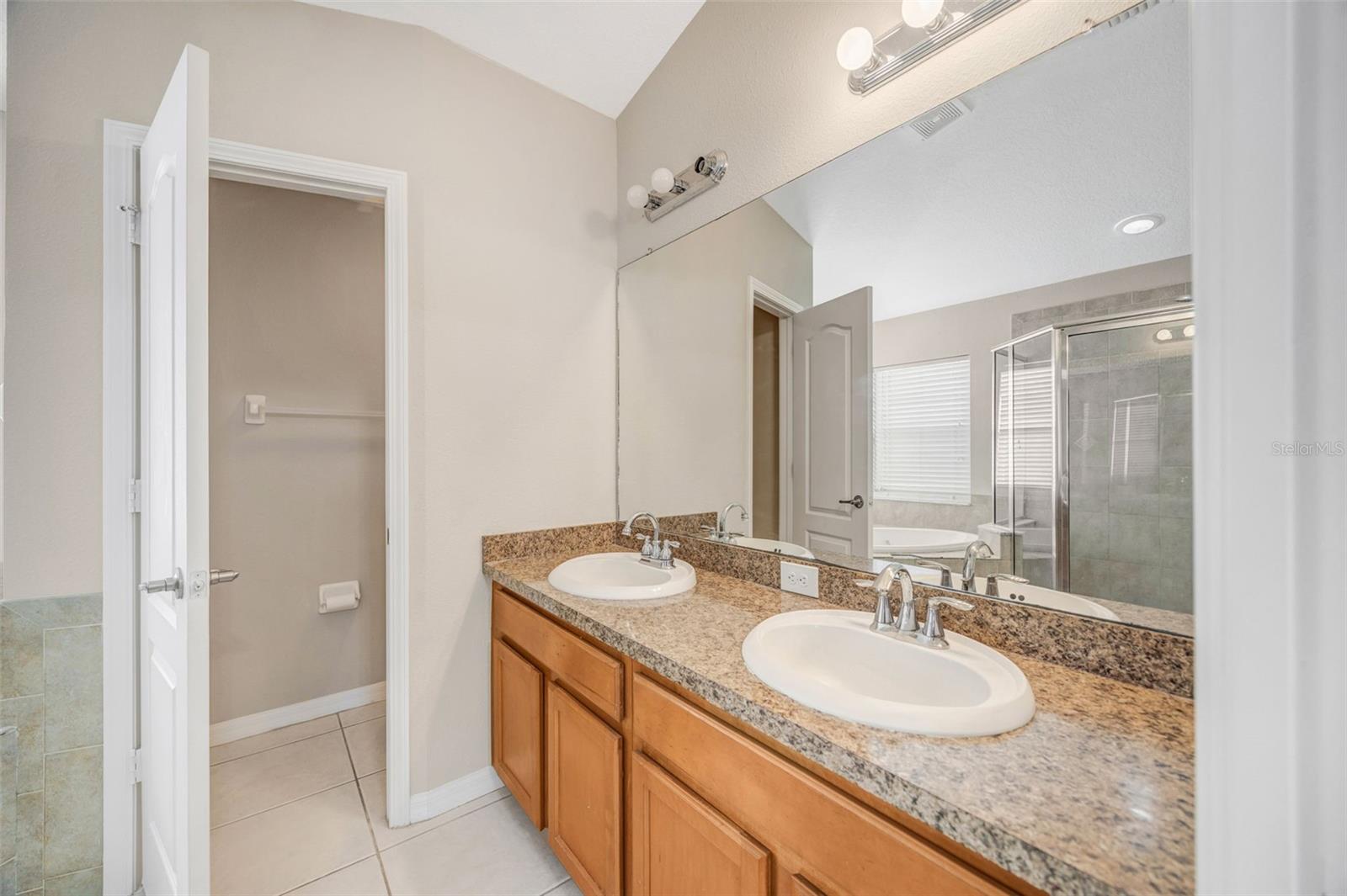 HAMPTON HILLS SOUTH PH 02 - Residential