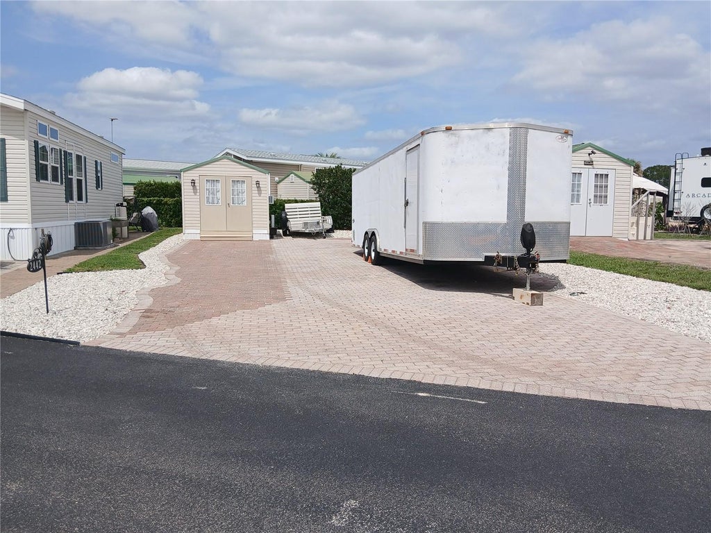 Photo of 2442 Limewood Avenue, Clermont, FL 34714 (MLS # A4695964)