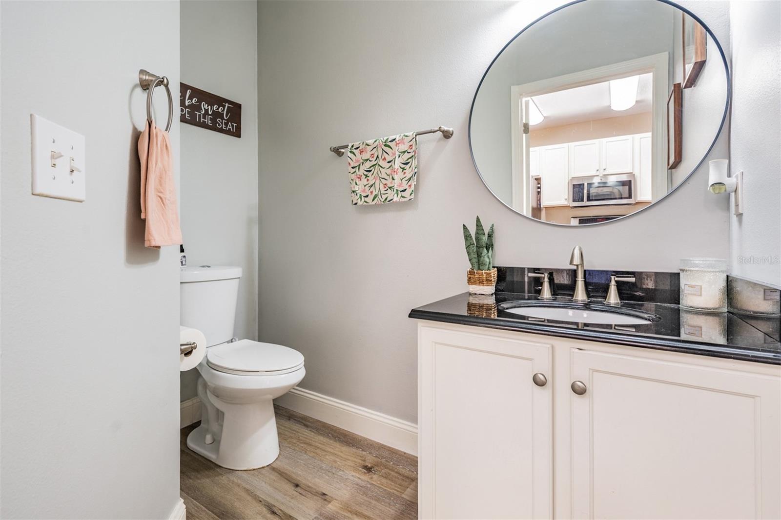 FISHHAWK RANCH TWNHMS PH - Residential