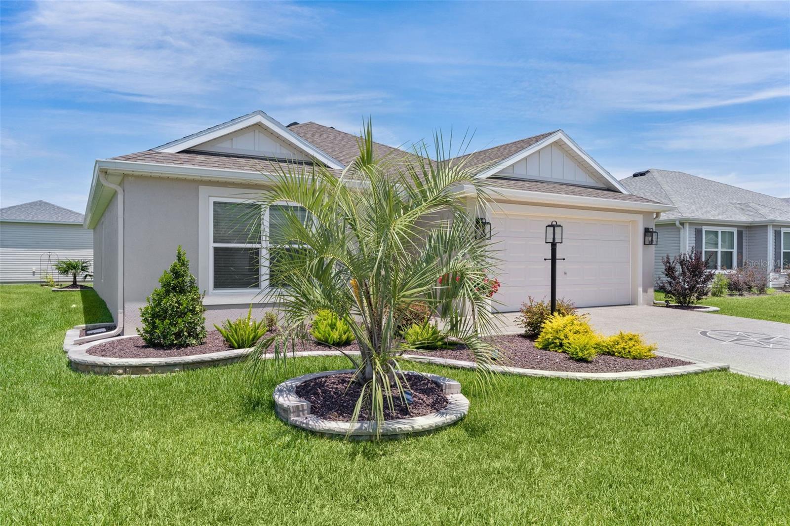 1714 MCMURTRIE LOOP