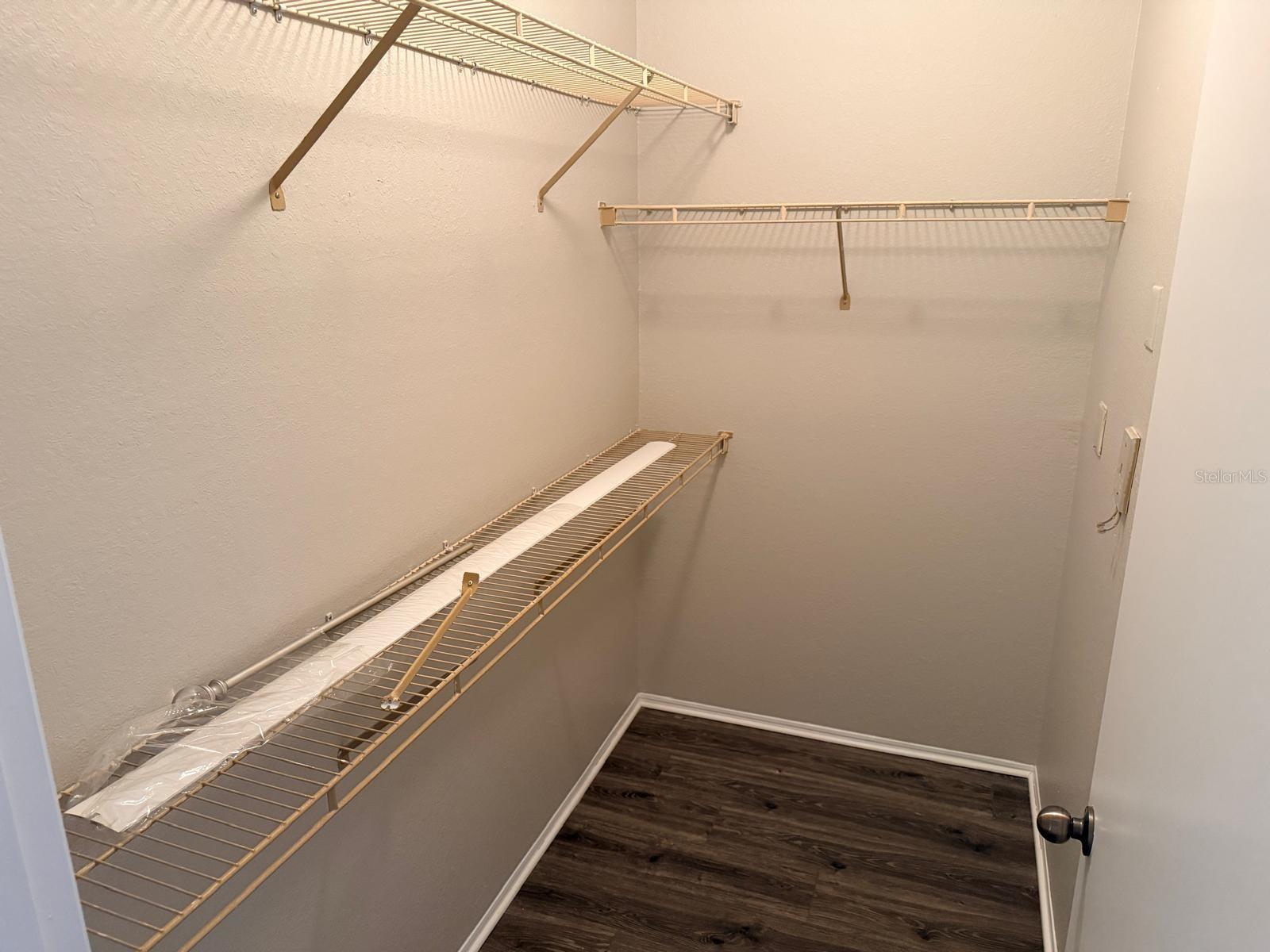 NOTTING HILL A CONDO - Residential Lease