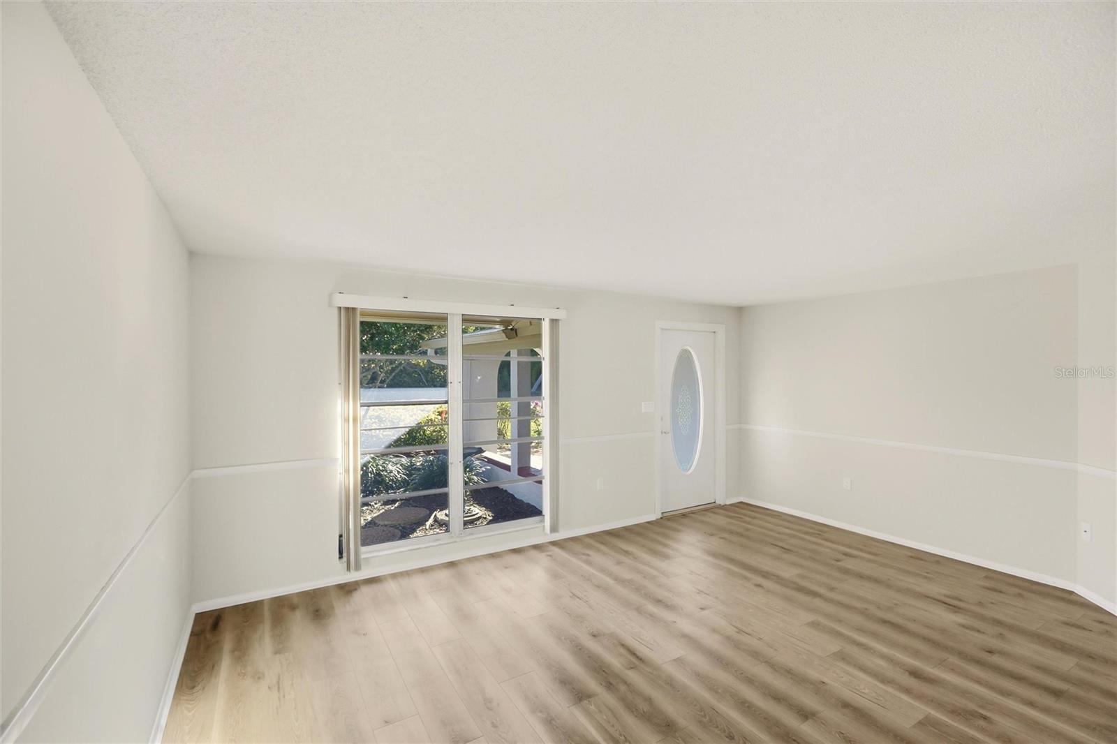 SOUTH VENICE - Residential