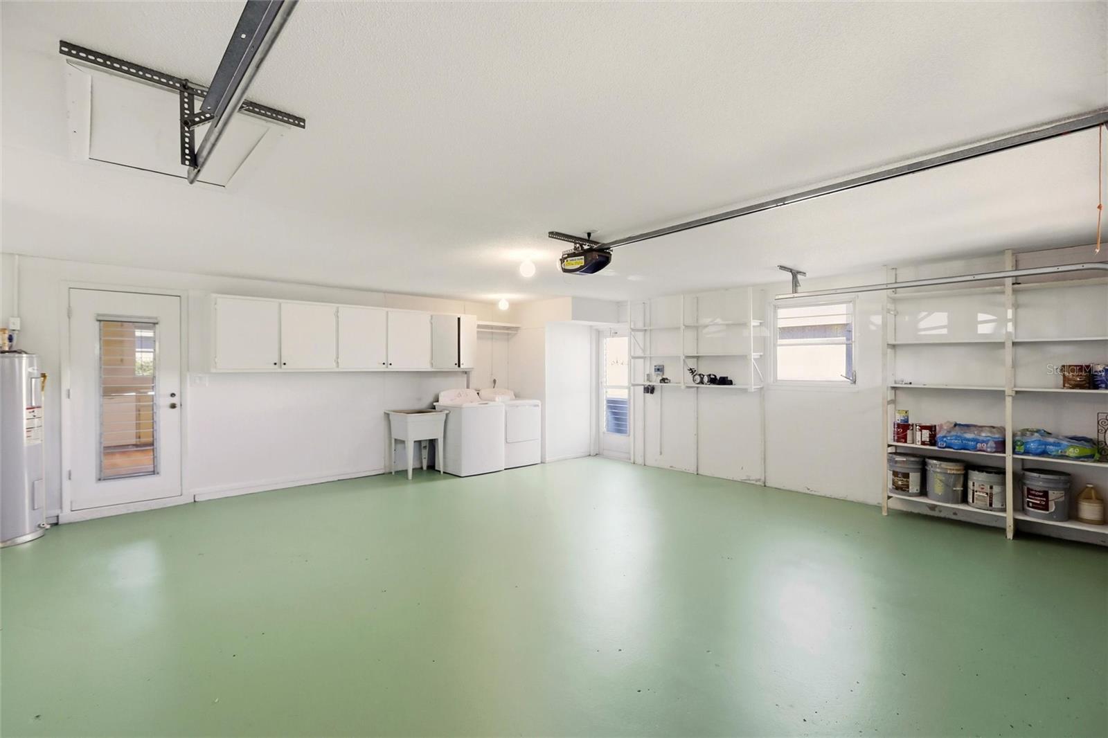 SOUTH VENICE - Residential