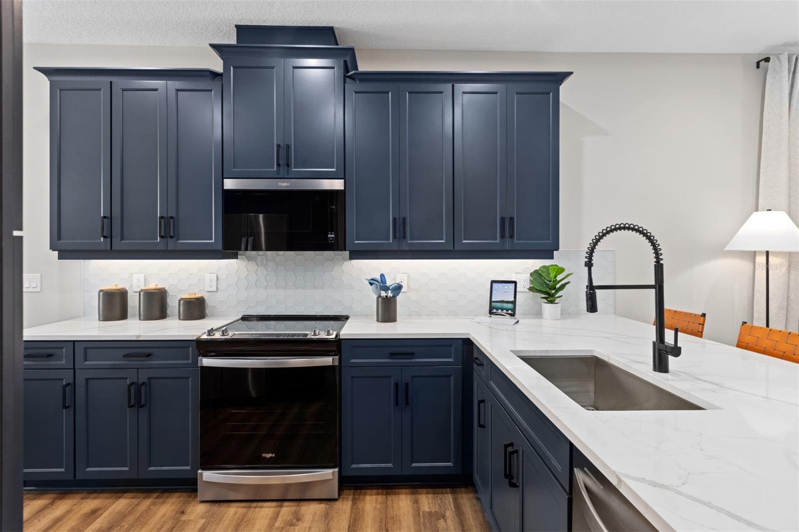 HICKORY GROVE - Residential