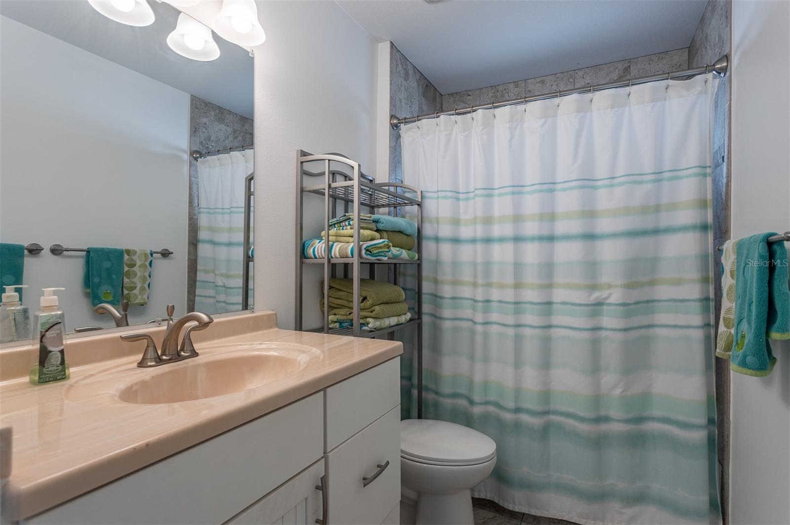 HARBOR SHORES SUB - Residential