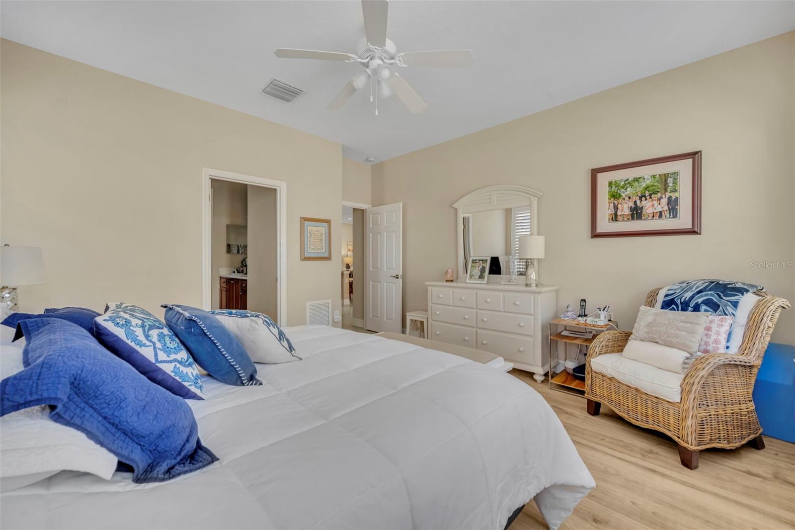 CASCADES/GROVELAND PH 1 - Residential