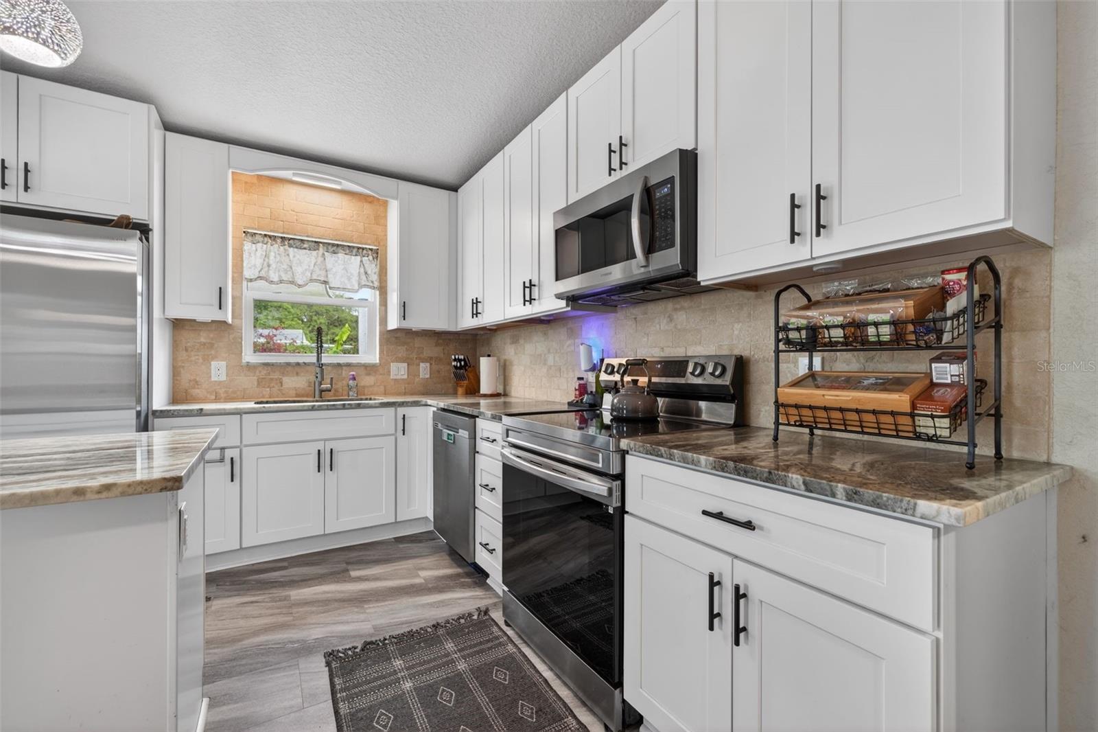 GARDEN CITY - Residential